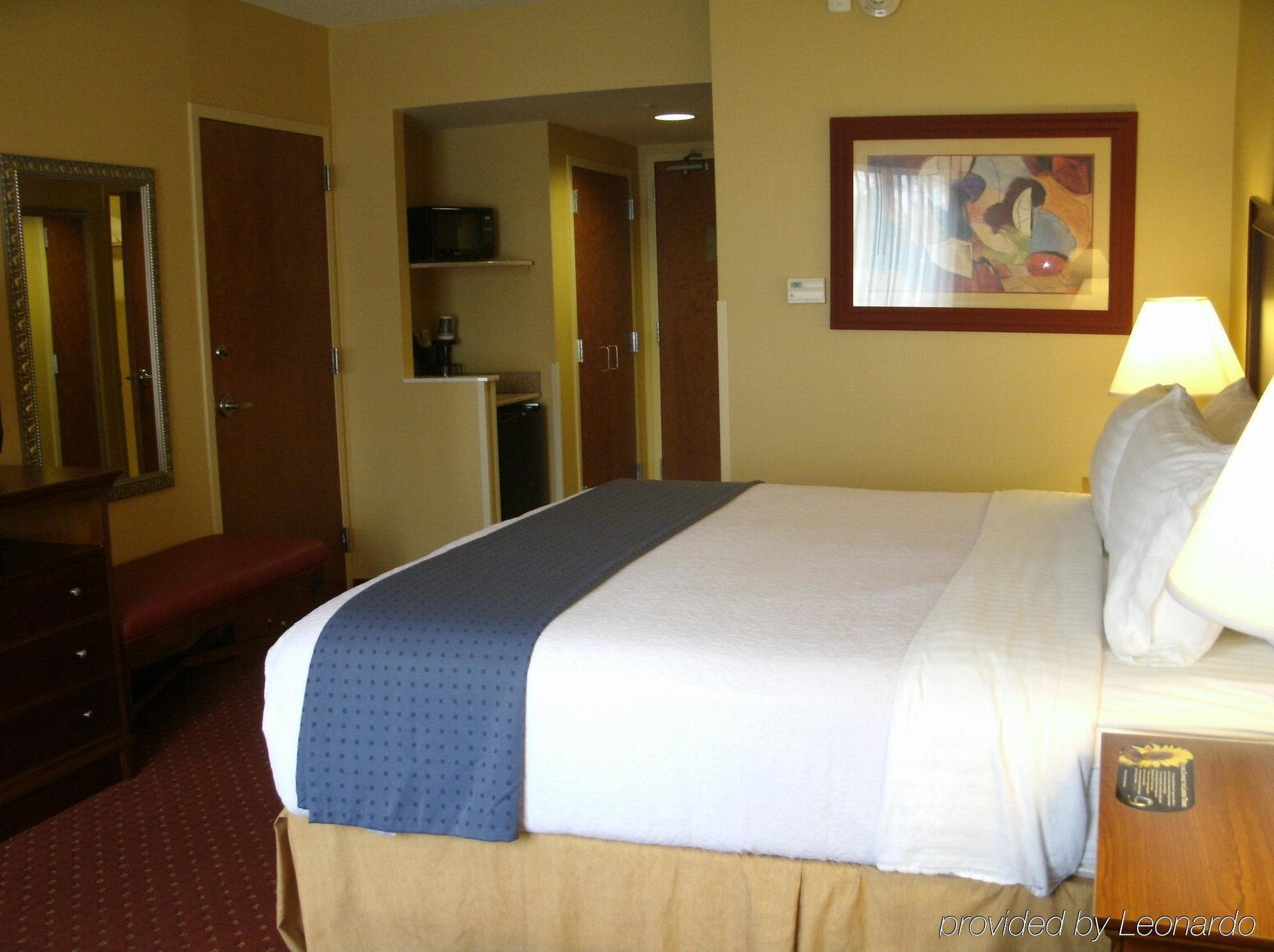 Holiday Inn Rocky Mount I-95 @ Us 64 By Ihg Zewnętrze zdjęcie